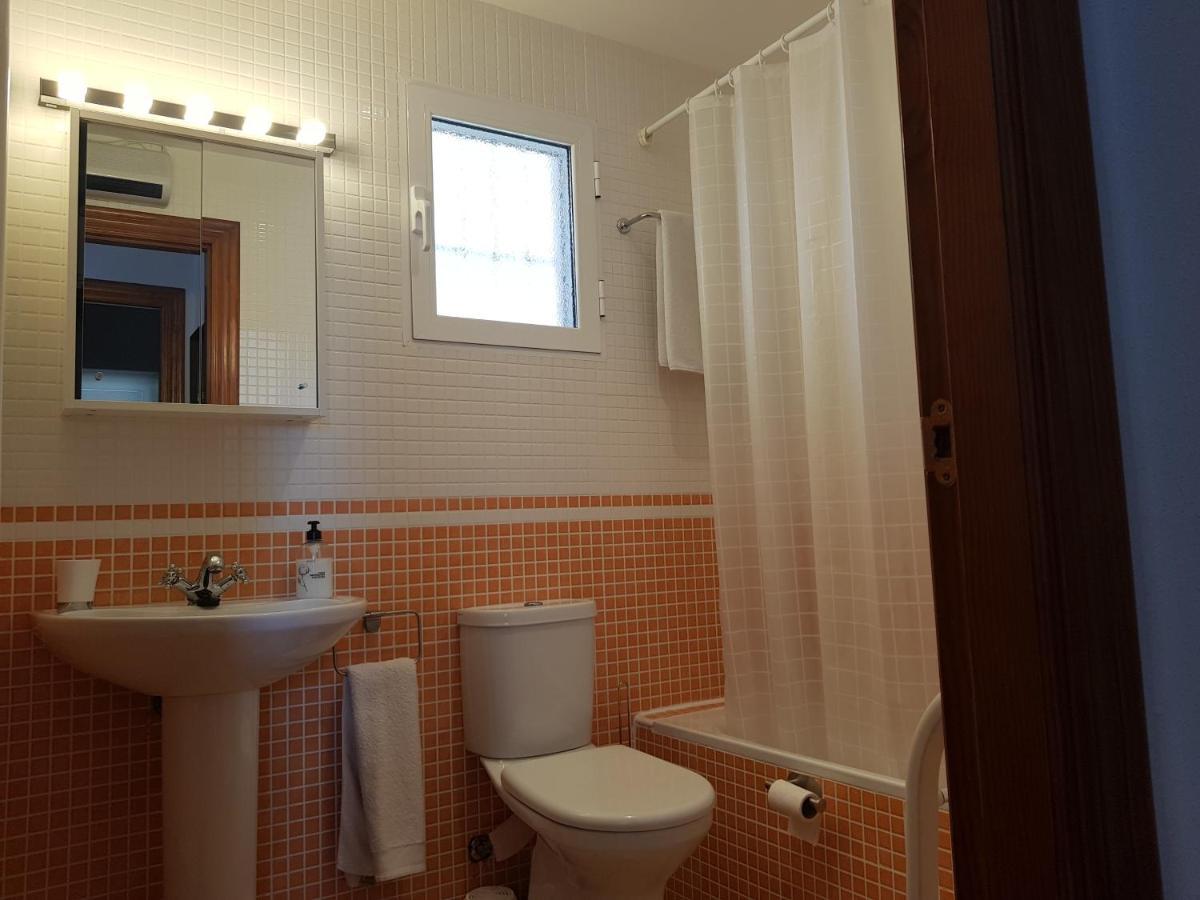 Cozy Apartment In Vera Playa, Almeria, Andalucia, Spain Eksteriør bilde
